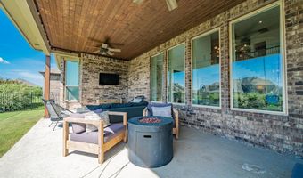 2419 Resort Dr, Heath, TX 75126