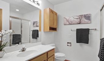 17 Springfield Ct, Madison, WI 53719