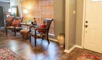 2528 Jasmine Dr, Benton, AR 72015