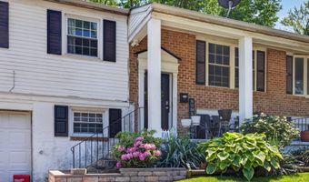 726 PLUMTREE Ln, Claymont, DE 19703