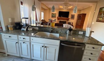 2445 S KENWOOD St, Arlington, VA 22206