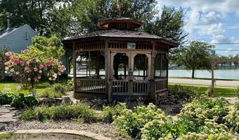 146 Washington Ave, Alden, MN 56009