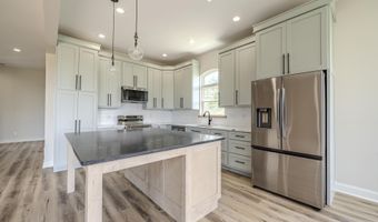 851 RIVERS EDGE Dr, Bath Springs, TN 38311