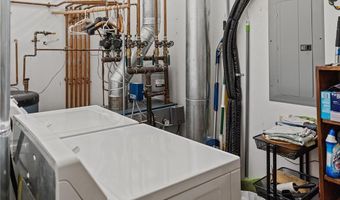404 Roosevelt Ave 402M, Central Falls, RI 02863