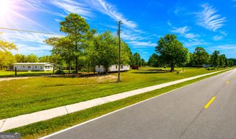 1147 Poor Robin Rd, Baxley, GA 31513