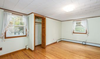 88 Rosemary Ln, Bristol, CT 06010