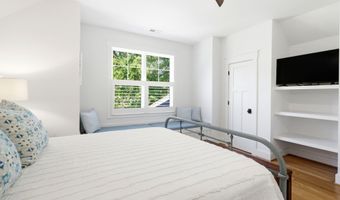 18 Three Flipper Trl, Bald Head Island, NC 28461