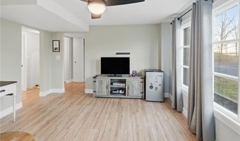 97 Angell Rd, Cumberland, RI 02864