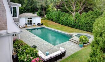 1 Harbor View Dr, Newport, RI 02840