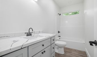 5235 Clermont Blvd, Bay St. Louis, MS 39520