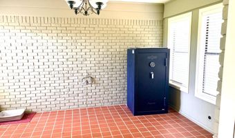 403 Isobel St, Belzoni, MS 39038