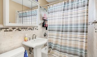 734 S 4th Ave, Beech Grove, IN 46107