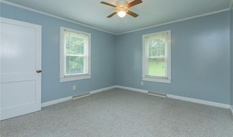 646 Hawthorne Dr, Asheboro, NC 27205