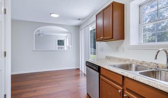 102 Fallon Ct, Apex, NC 27539