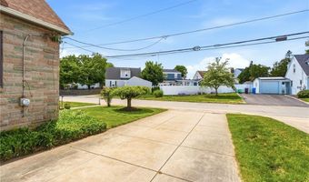 34 Intervale Rd, Cranston, RI 02910