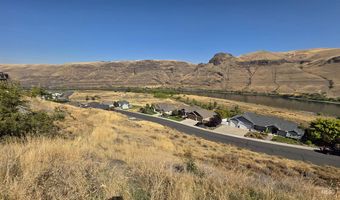 1493 River Rdg, Asotin, WA 99402