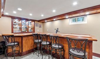 289 South Rd, Bedford, MA 01730
