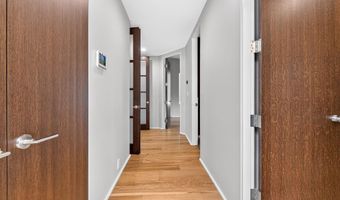 1980 Hillside Dr, Columbus, OH 43221