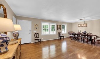 312 S Poplar Ave, Andrews, SC 29510