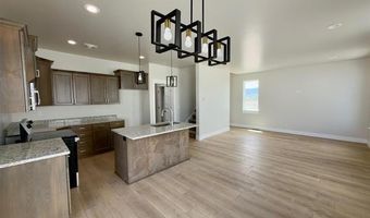 1018 Alpine Ave, Chubbuck, ID 83202