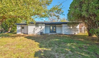 126 Windsor Ave, Chickasha, OK 73018