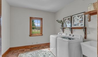 1548 N 800 Rd, Baldwin City, KS 66006