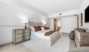 10281 W Bay Harbor Dr 205, Bay Harbor Islands, FL 33154