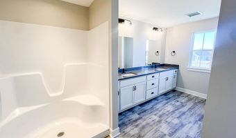 141 S Shay Rd, Andover, KS 67002