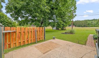 11127 E Brainerd Rd, Apison, TN 37302