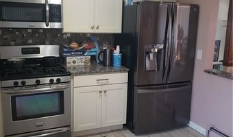 83 Valente Dr, Cranston, RI 02920