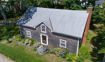 40 Catherine St, Newport, RI 02840