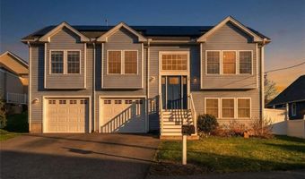 29 Calumet Ave, Johnston, RI 02919