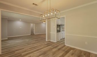 155 Forest Ridge Dr, Brandon, MS 39042