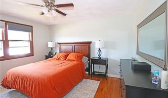 62 Valleybrook Dr, East Providence, RI 02914