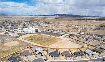 2212 Windrow Dr, Fernley, NV 89408
