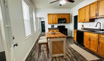 128 W 26TH St 1, Bayonne, NJ 07002