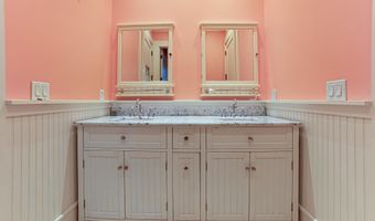 87 Ball Park St, Allen, KY 41601