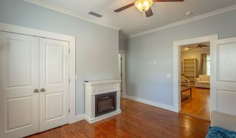 106 17th St, Apalachicola, FL 32320