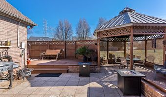 1720 Hollister Dr, Alcoa, TN 37701