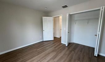 2710 S Knightsbridge Cir, Ann Arbor, MI 48105