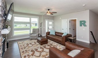 625 Meadow Rd, Adel, IA 50003