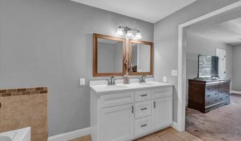 2450 Kuykendall Rd, Albertville, AL 35951