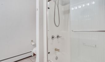 22806 W Loon Lake Blvd, Antioch, IL 60002