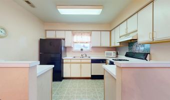 90 E Woodland Ave 90, Absecon, NJ 08201