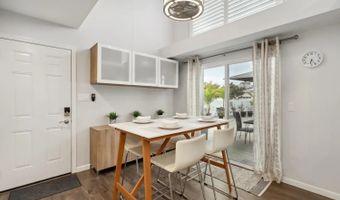 6951 Quiet Cove Dr, Carlsbad, CA 92011