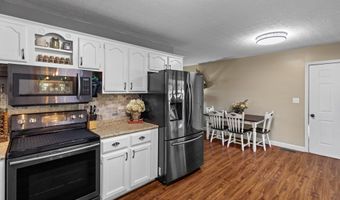 210 Gammon Springs Rd, Bean Station, TN 37708