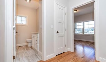 18 Hampton Rd 21, Coventry, RI 02816