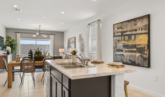 9433 S PALO VERDE Dr, Apache Junction, AZ 85120