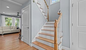 51 Kenyon Hill Trl, Richmond, RI 02898