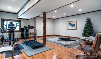 171 Camp Davis Rd, Banner Elk, NC 28604